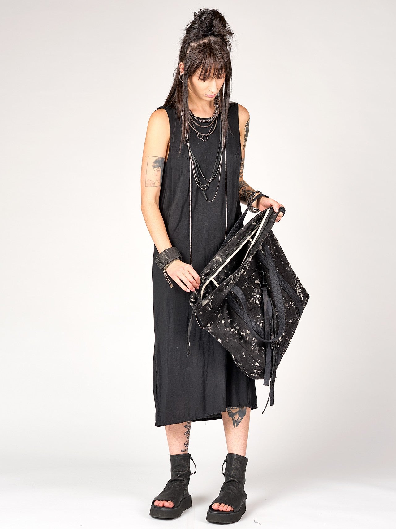 Robe - STUDIO B3