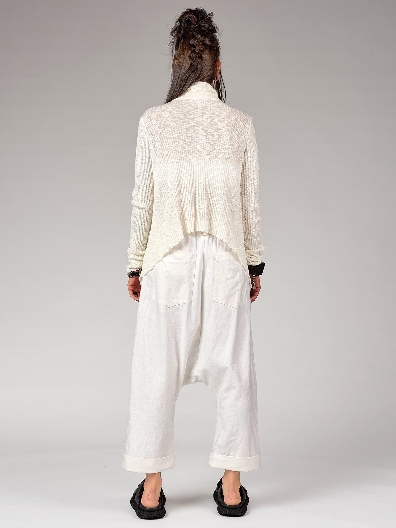 Cardigan - STUDIO B3