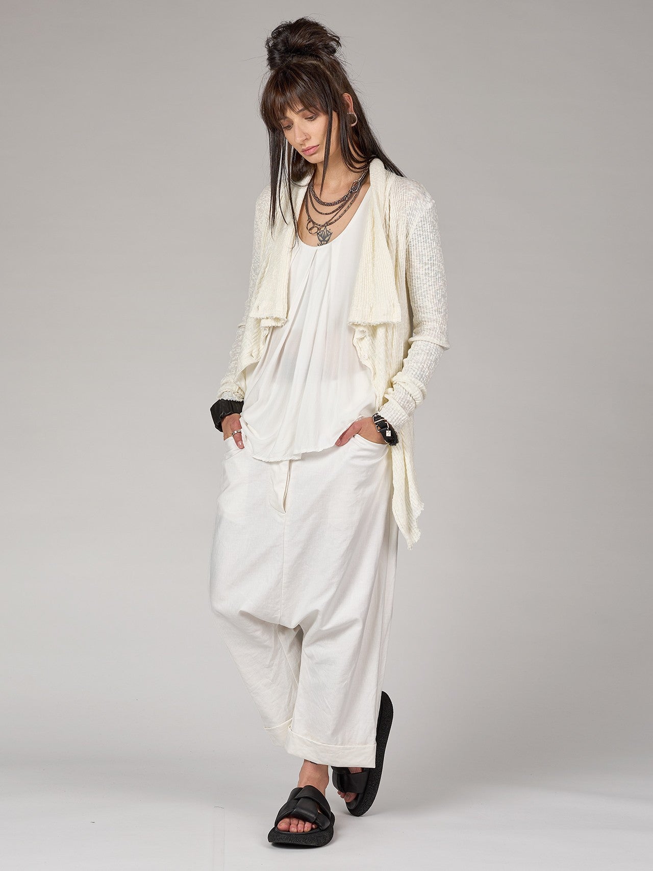 Cardigan - STUDIO B3