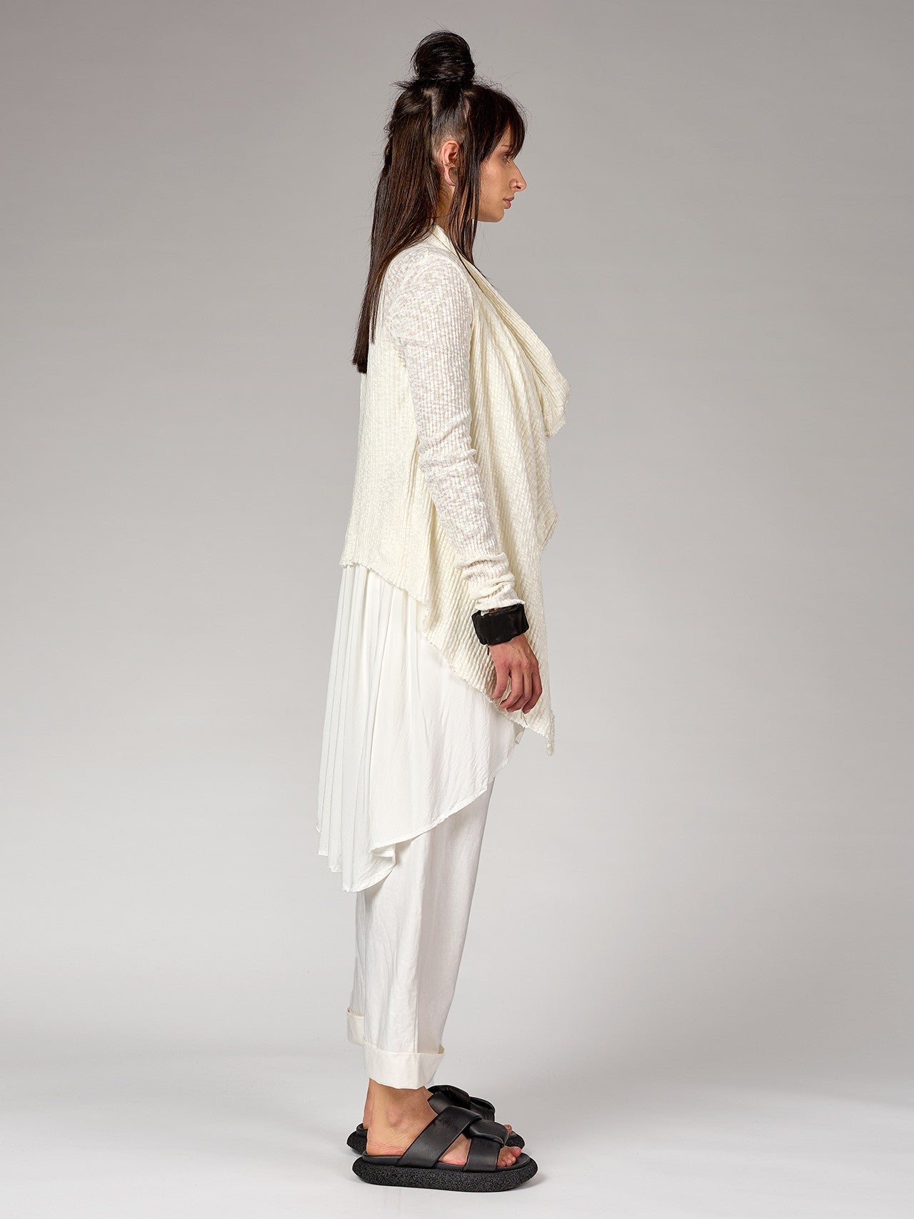 Cardigan - STUDIO B3